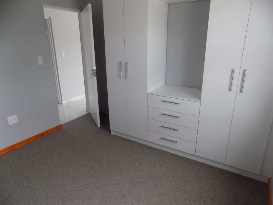 To Let 2 Bedroom Property for Rent in Kuils River Western Cape